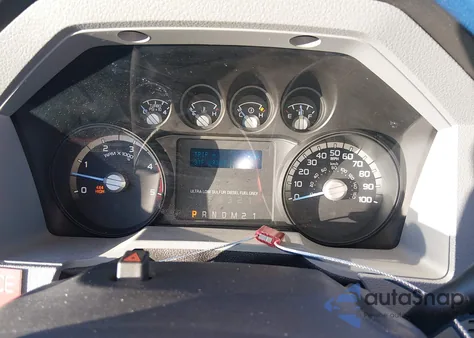 2011 Ford F450 z USA, uszkodzony, nr VIN 1FD9W4HT7BEA52576